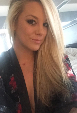 Margo, 27 <span class=